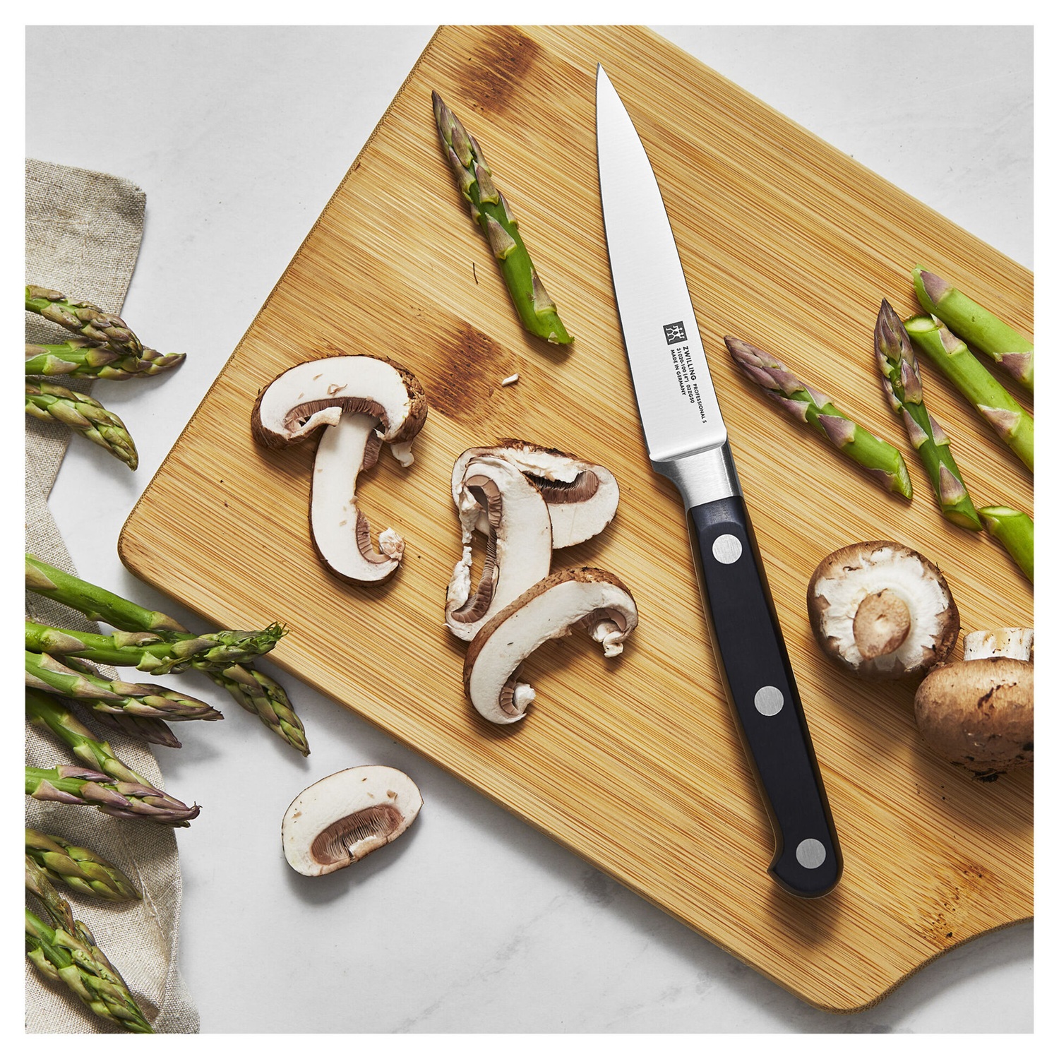 Couteau d'office à larder et garnir 10 cm professionnal s - zwilling