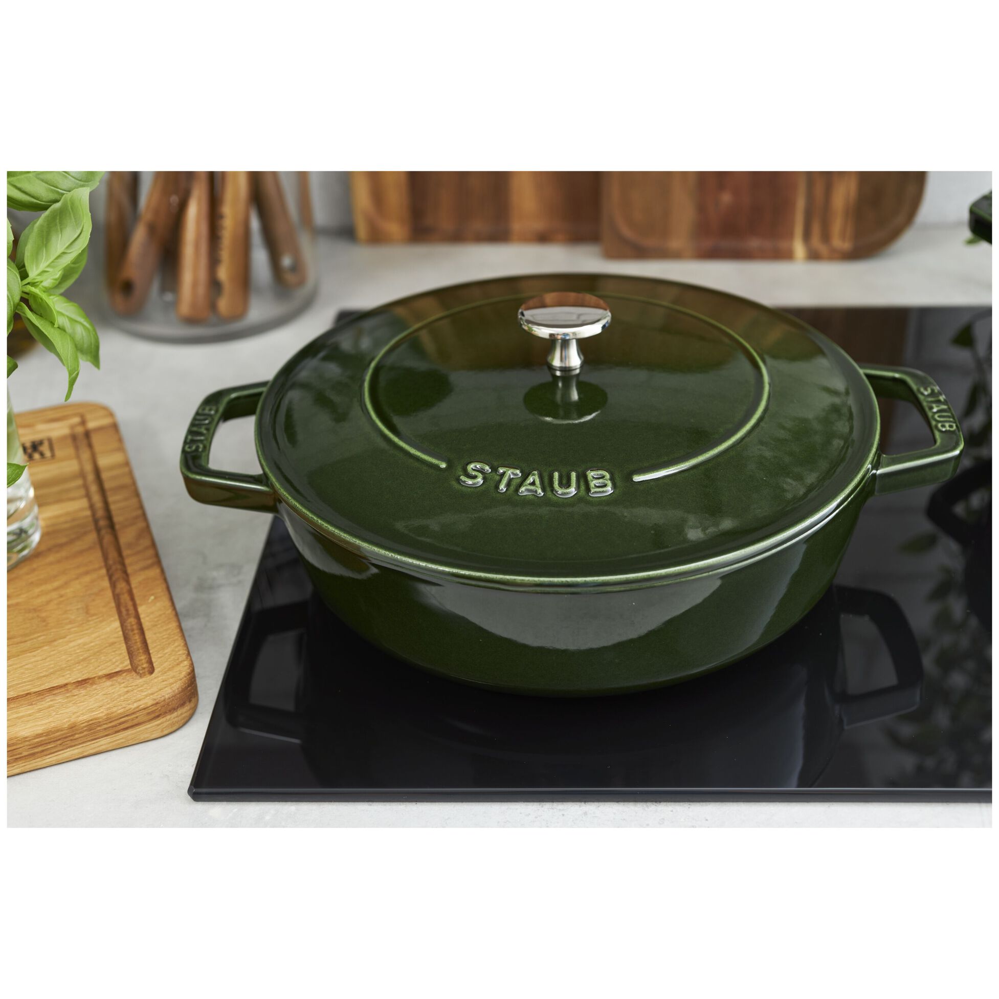 Sauteuse chistera en fonte avec couvercle à picots ø 28 cm vert basilic - staub
