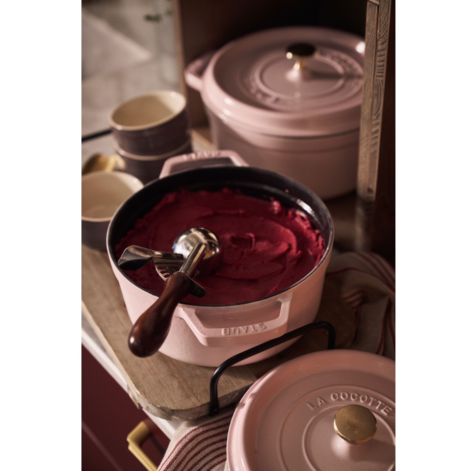 Cocotte en fonte ronde avec picots, sorbet rose ø 28 cm - staub