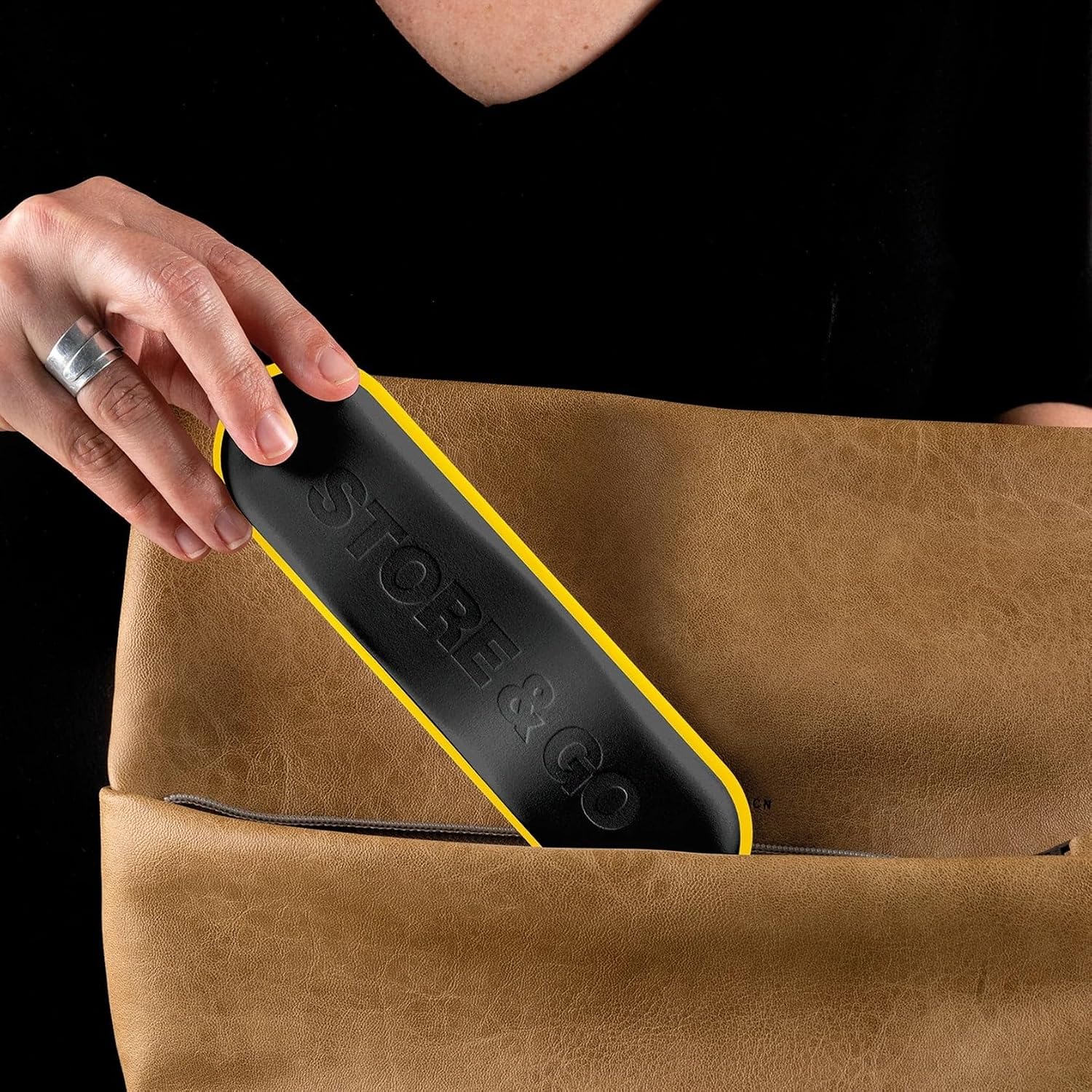 Set de 3 couverts nomade en inox boite jaune store and go - guzzini