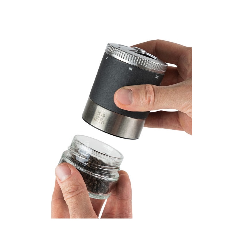 Maestro moulin a poivre graphite 10 cm - peugeot saveurs