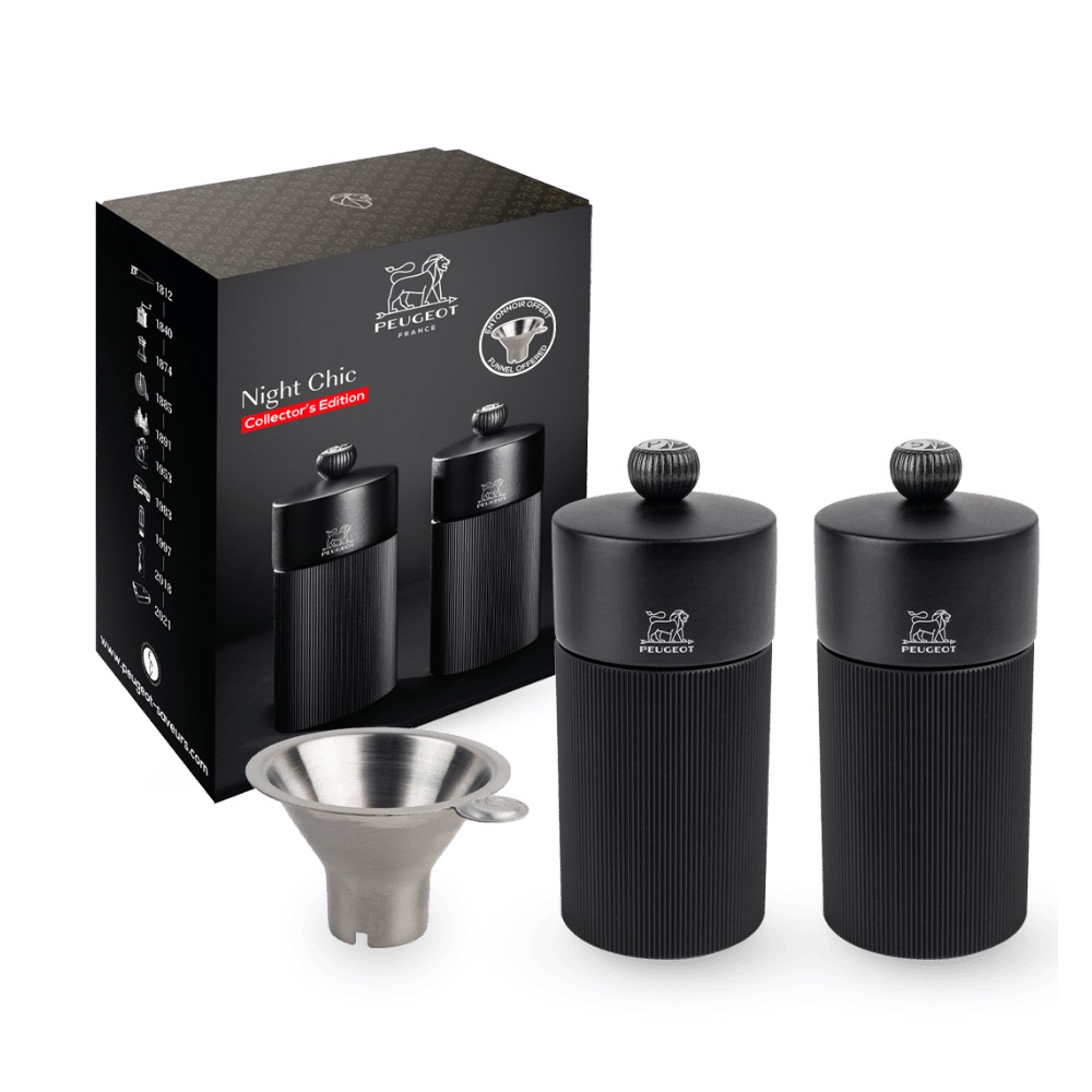 Coffret cadeau line noir mat 12 cm - duo de moulins à poivre et à sel manuels night chic et son entonnoir en inox - peugeot saveurs