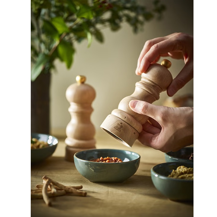 Moulin à sel manuel en bois, paris u'select, bois naturel,15 cm - peugeot saveurs