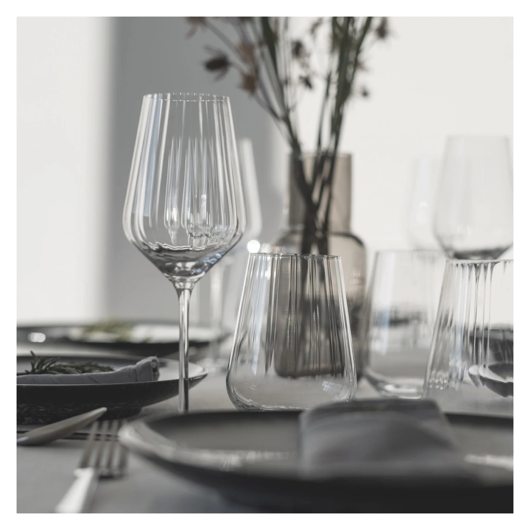 Lot de 12 verres - 6 gobeletes à eau et 6 verrres à vin, sternschliff aurélie - ritzenhoff