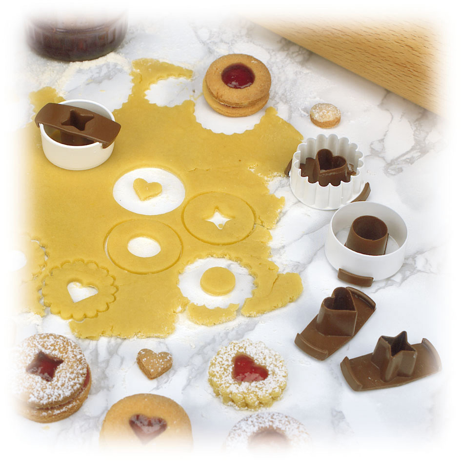 Emporte piece pour biscuits de linz avec 3 inserts interchangeables - stadter