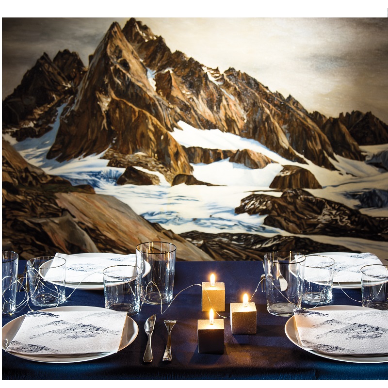 Nappe en papier intisse uni bleu marine 1,60 m x 2,4 m - francoise paviot