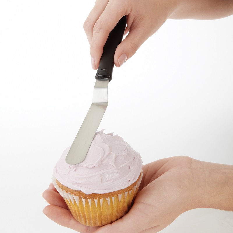 Petite spatule coudée pour pâtisseries et cupcakes 22 cm - oxo