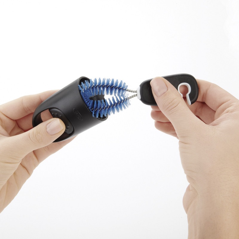 Brosse de nettoyage pour bouteilles 3 en 1 - oxo