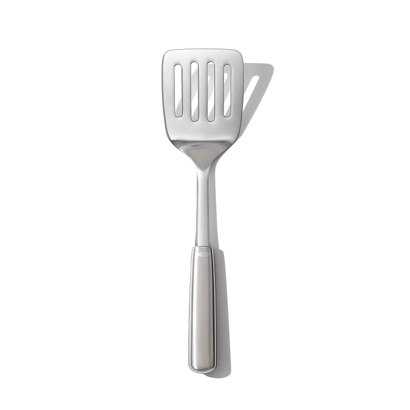 Spatule carrée perforée en inox - oxo