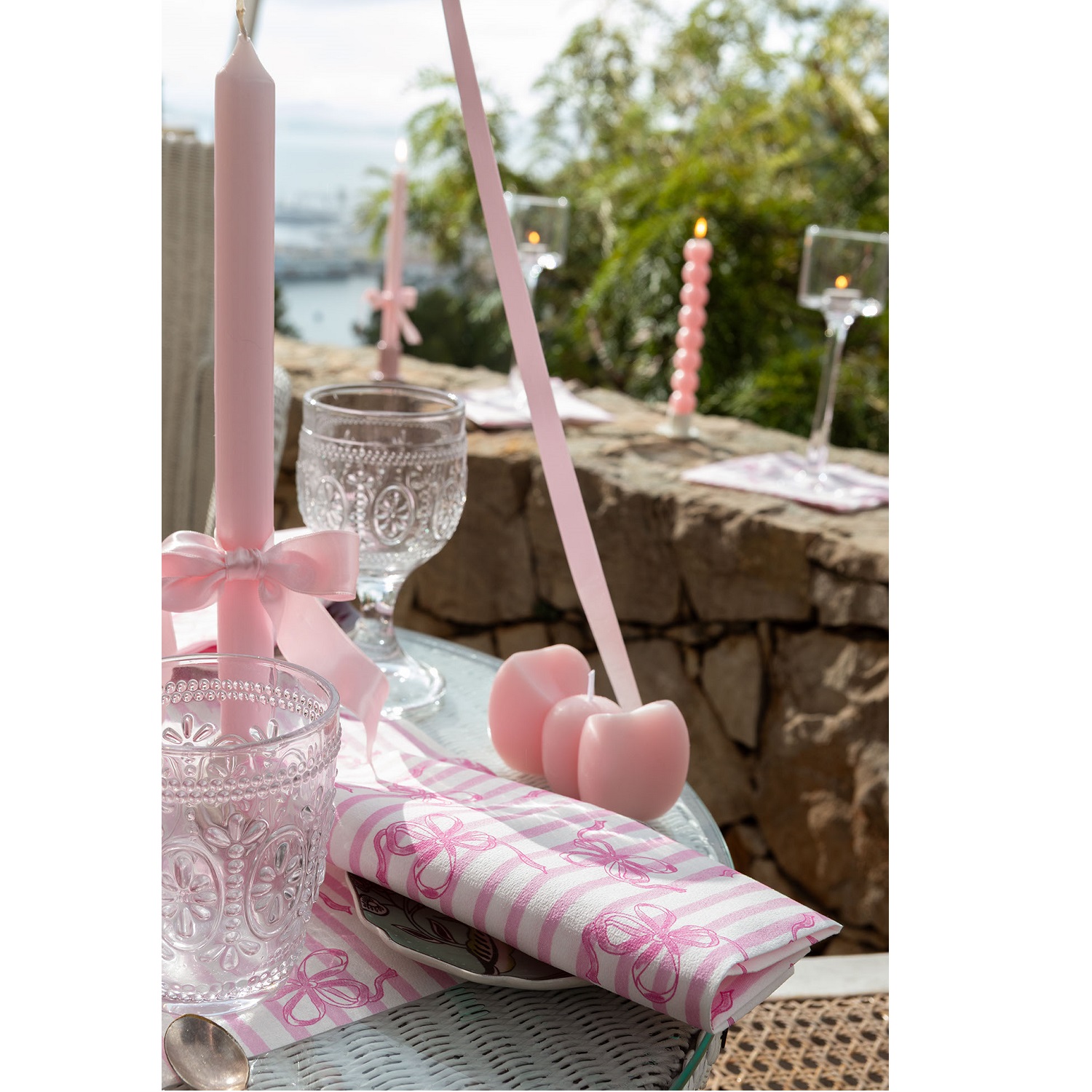 Lot de 20 serviettes en papier intissé 40x40 cm ruban rose - francoise paviot