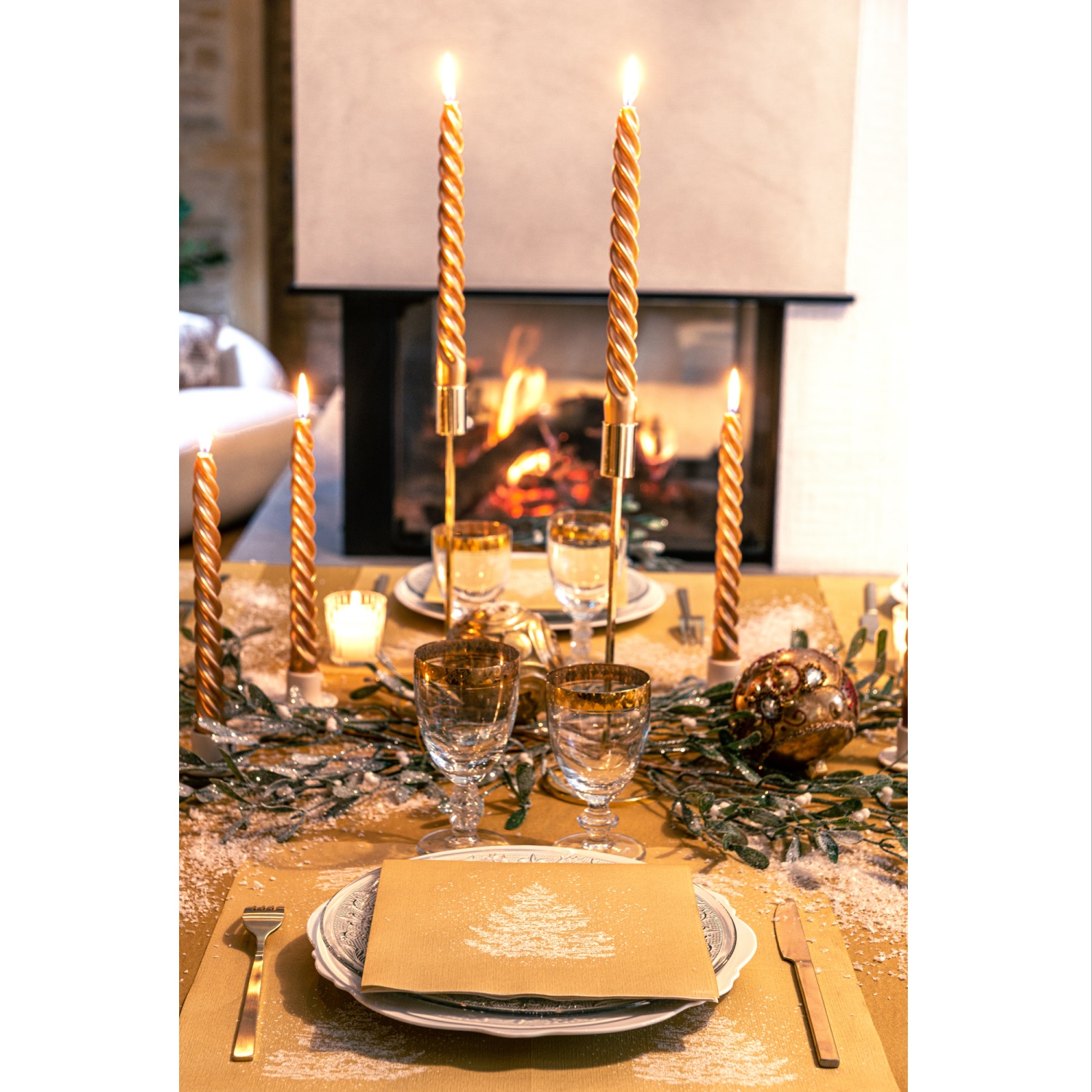 Lot de 20 serviette de table intissé 40 x 40 cm sapin roi des forêts or - francoise paviot