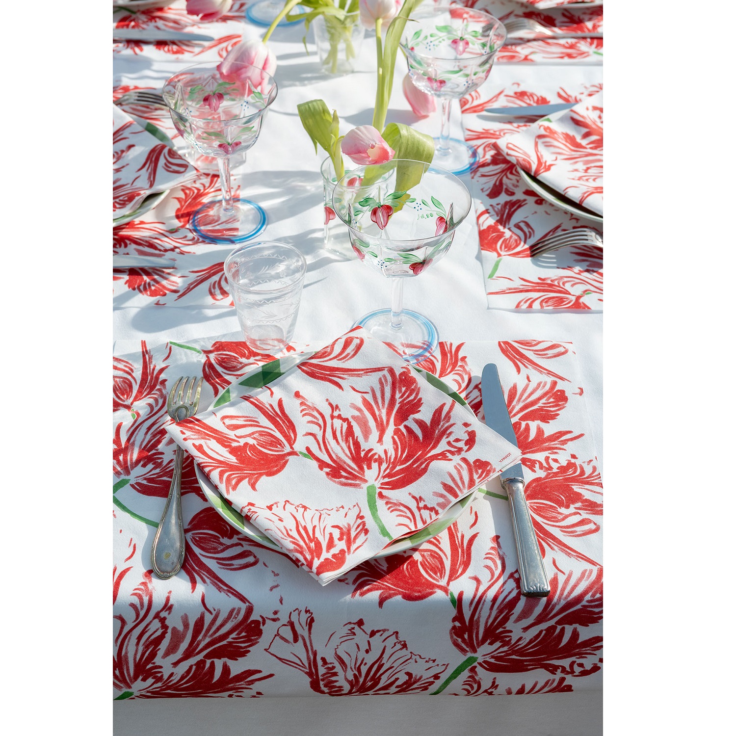 Lot de 20 serviettes en papier intissé 40x40 cm tulipe rouge - francoise paviot