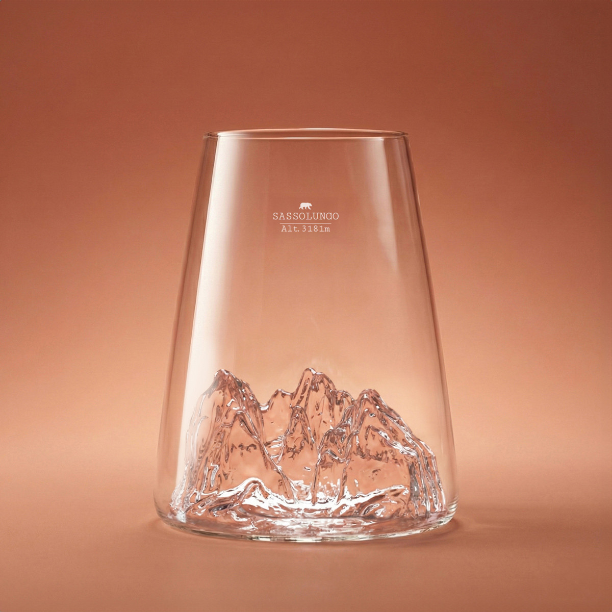 Verre long drink et bière - montagne sassolongo - alaskan maker
