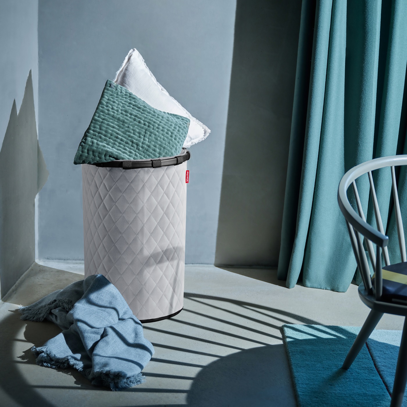 Panier à linge homebasket l frame rhombus light grey - reisenthel